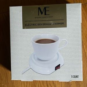 Modern Expressions Beverage Warmer Lightweight Portable Indicator Light NEW